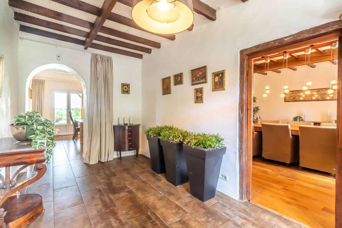 Maison à SAINT-FRAJOU