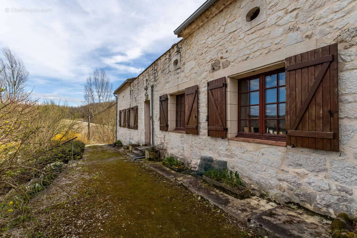 Maison à TOURNON-D&#039;AGENAIS