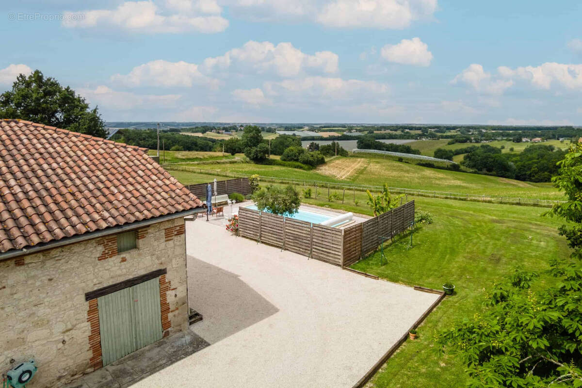 Maison à SAINT-PAUL-D&#039;ESPIS