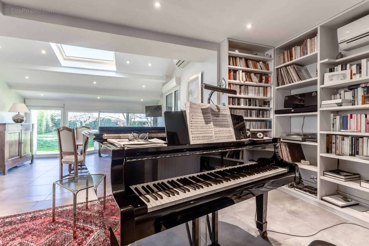 Maison à SAINT-PAUL-D&#039;ESPIS