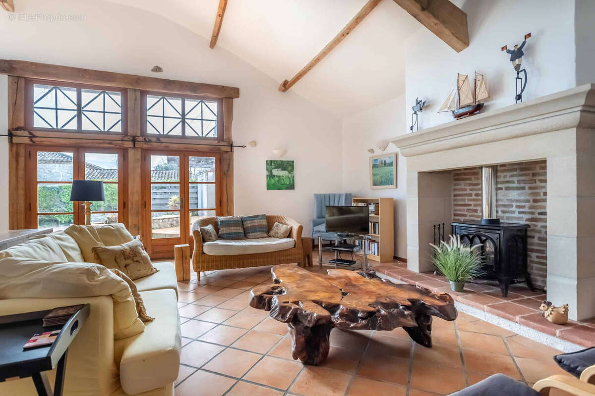 Maison à TOURNON-D&#039;AGENAIS