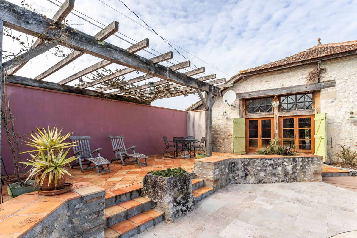 Maison à TOURNON-D&#039;AGENAIS