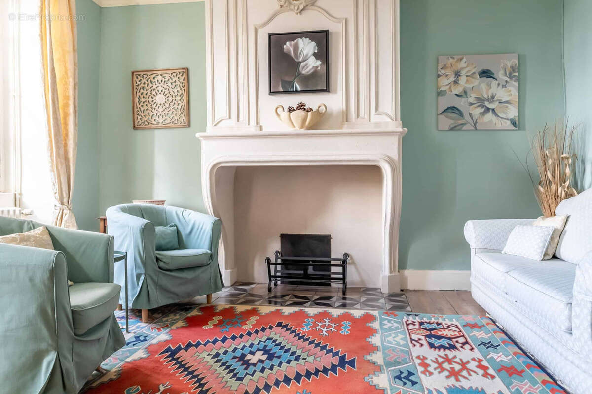 Maison à PUY-L'EVEQUE