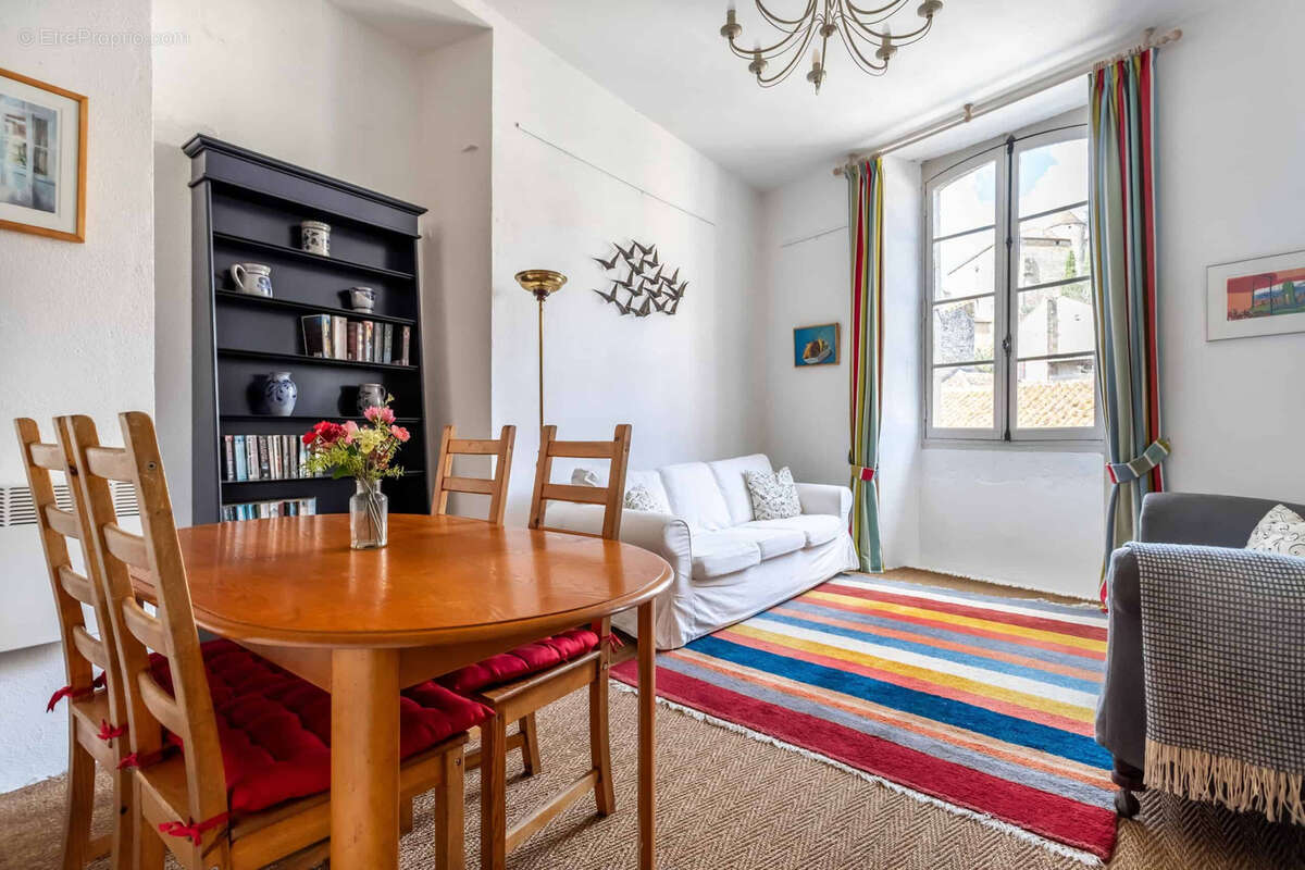 Maison à PUY-L'EVEQUE