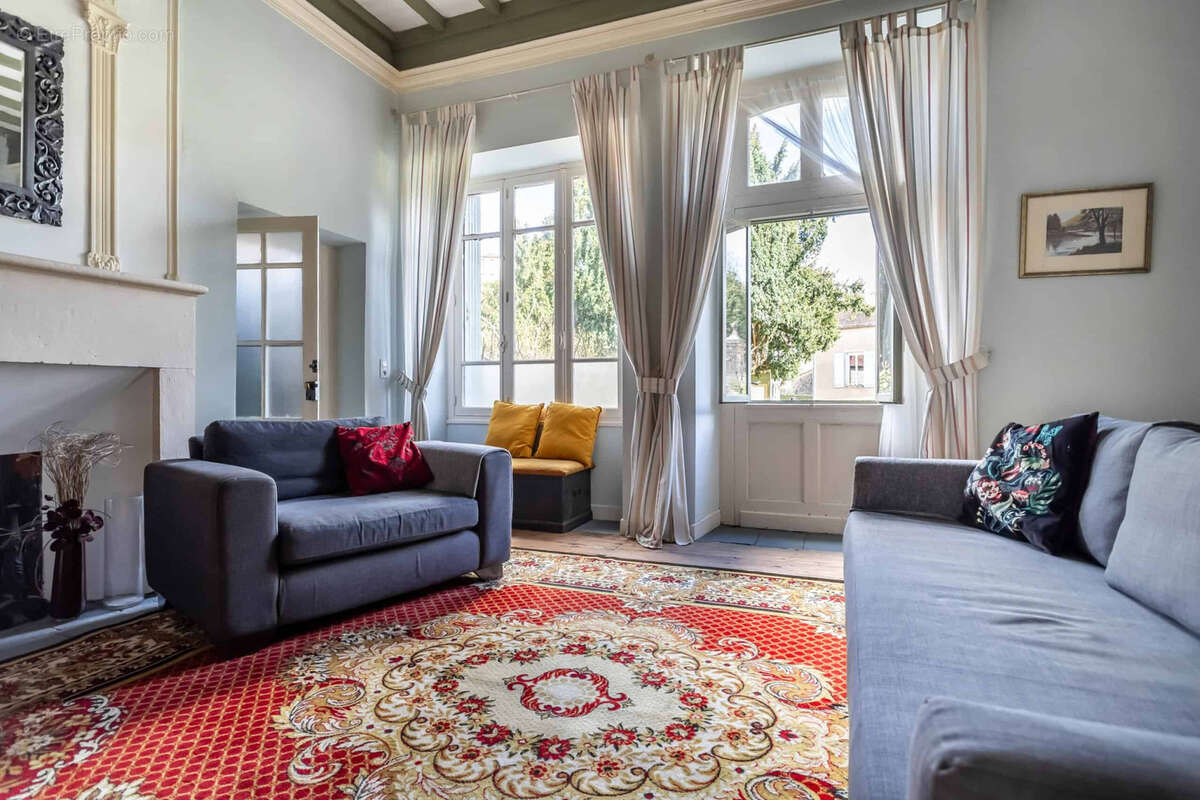 Maison à PUY-L'EVEQUE