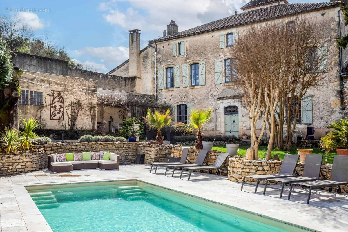 Maison à PUY-L'EVEQUE