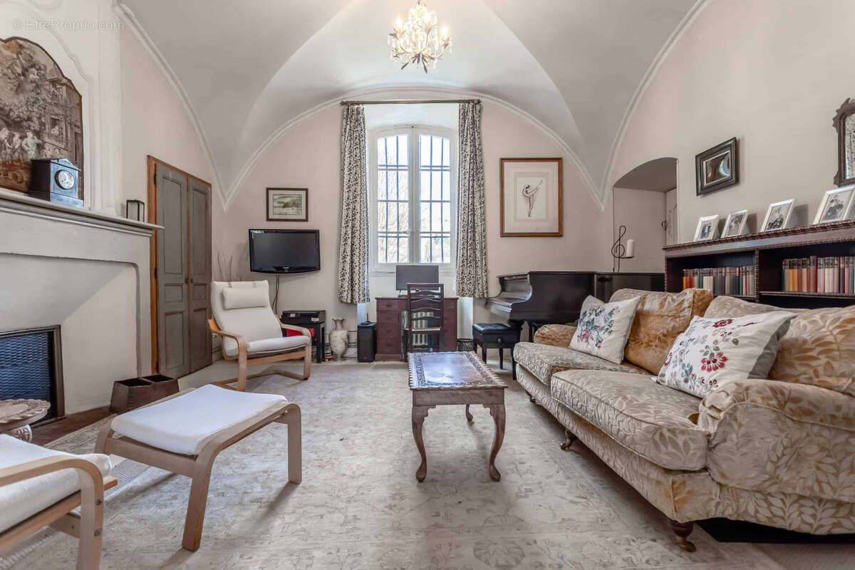 Maison à PUY-L'EVEQUE