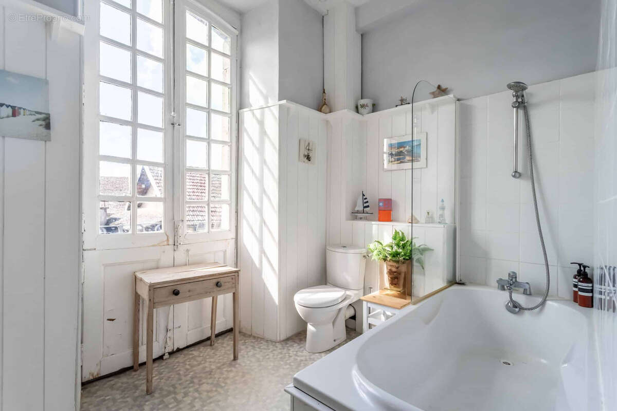 Maison à PUY-L'EVEQUE