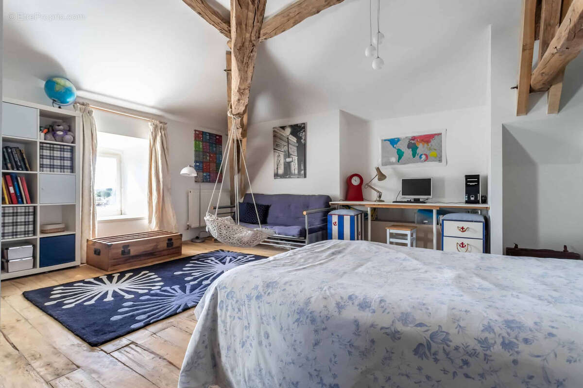 Maison à PUY-L'EVEQUE