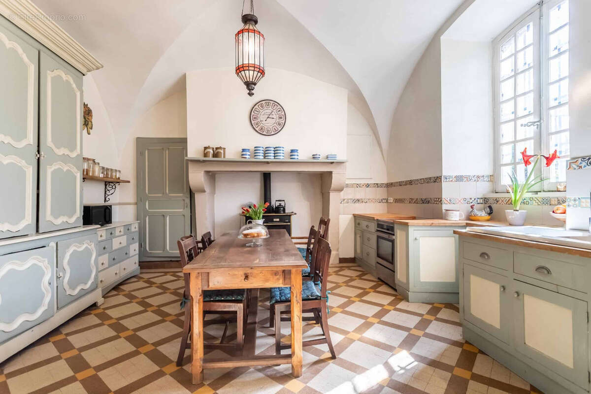 Maison à PUY-L'EVEQUE