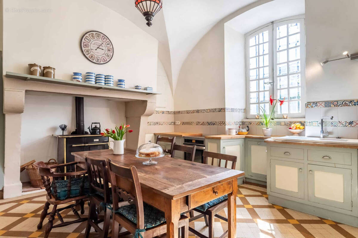 Maison à PUY-L'EVEQUE