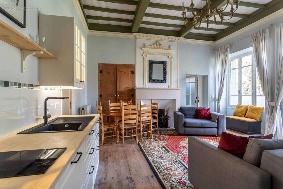 Maison à PUY-L'EVEQUE