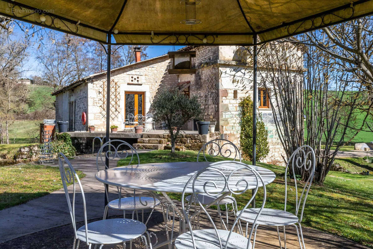 Maison à CORDES-SUR-CIEL