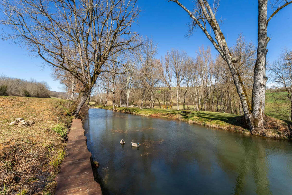 Maison à CORDES-SUR-CIEL