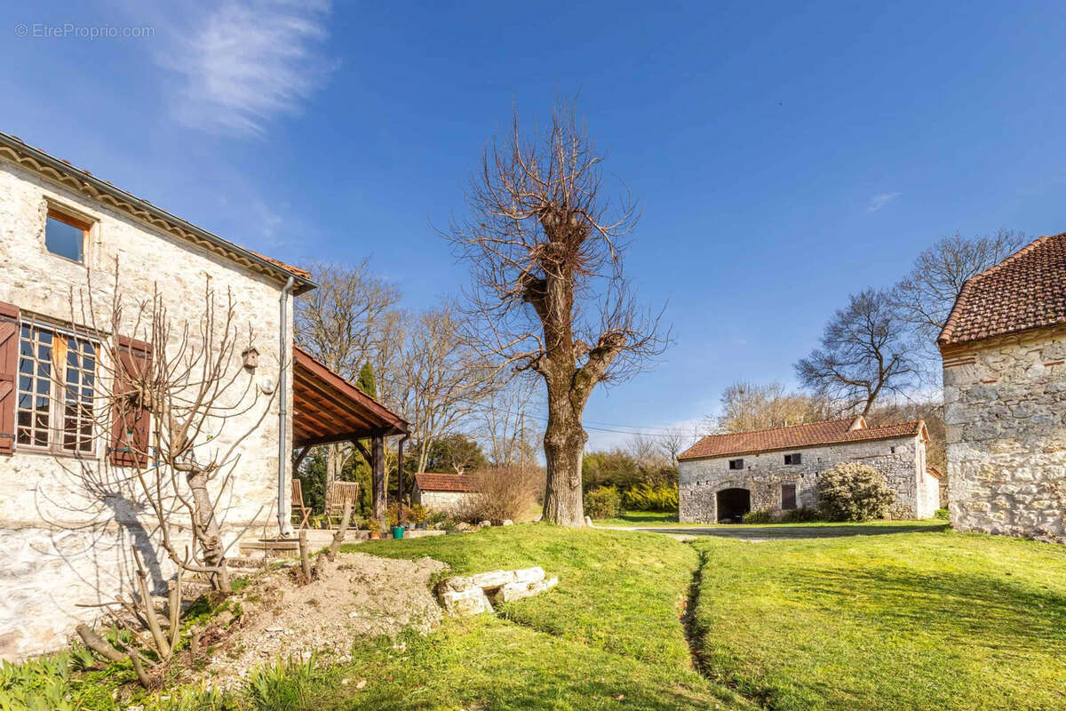 Maison à VILLENEUVE-SUR-LOT