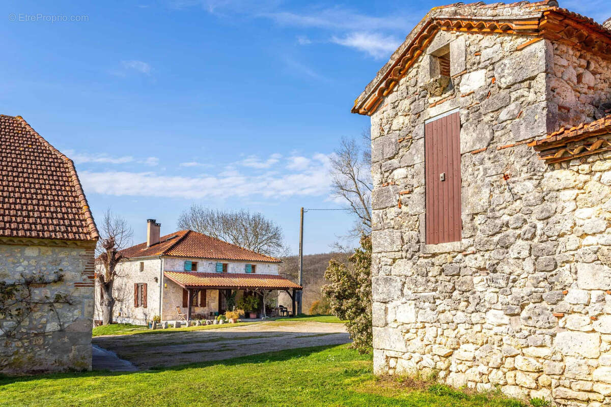 Maison à VILLENEUVE-SUR-LOT