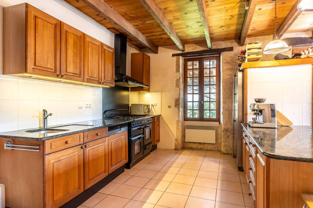 Maison à VILLENEUVE-SUR-LOT