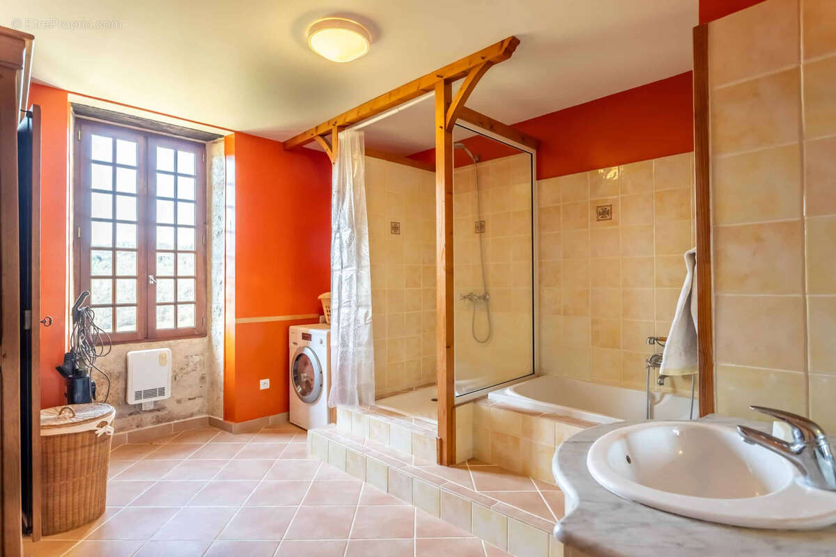 Maison à VILLENEUVE-SUR-LOT