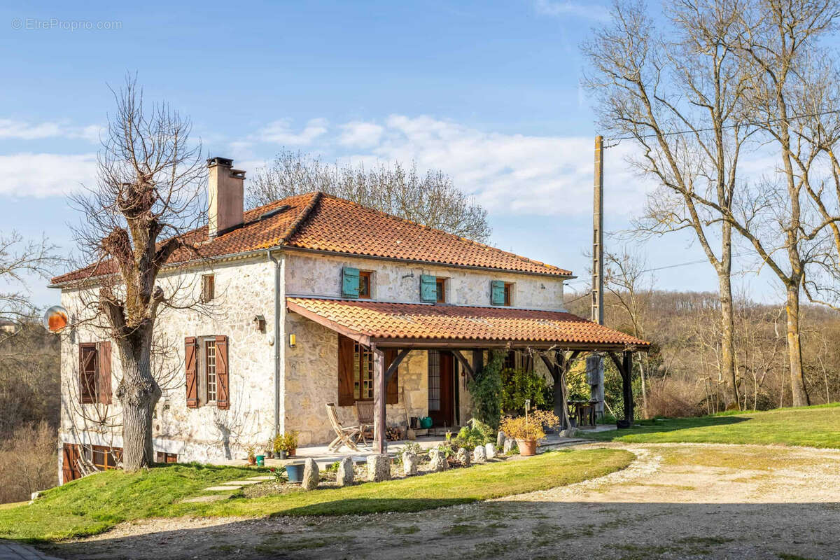 Maison à VILLENEUVE-SUR-LOT