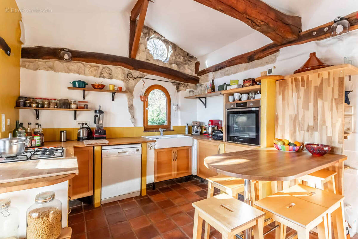 Maison à MONTAIGU-DE-QUERCY