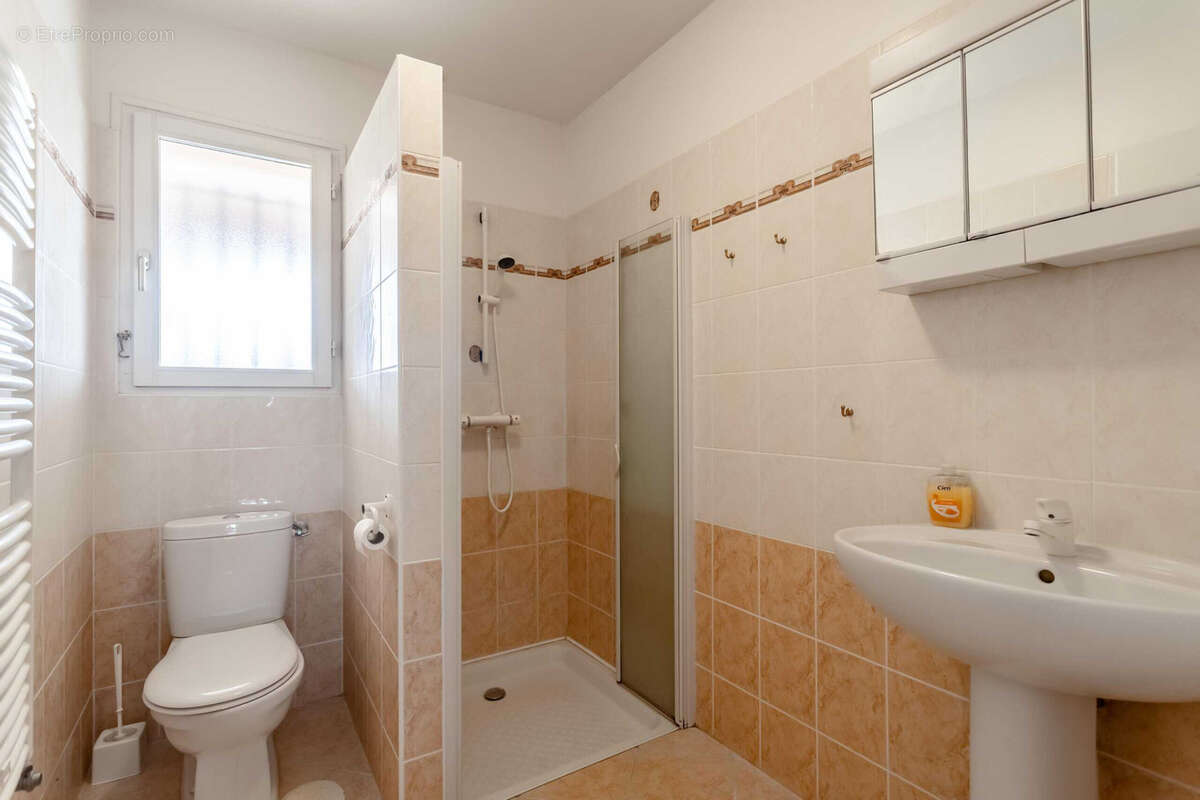 Maison à LAROQUE-TIMBAUT