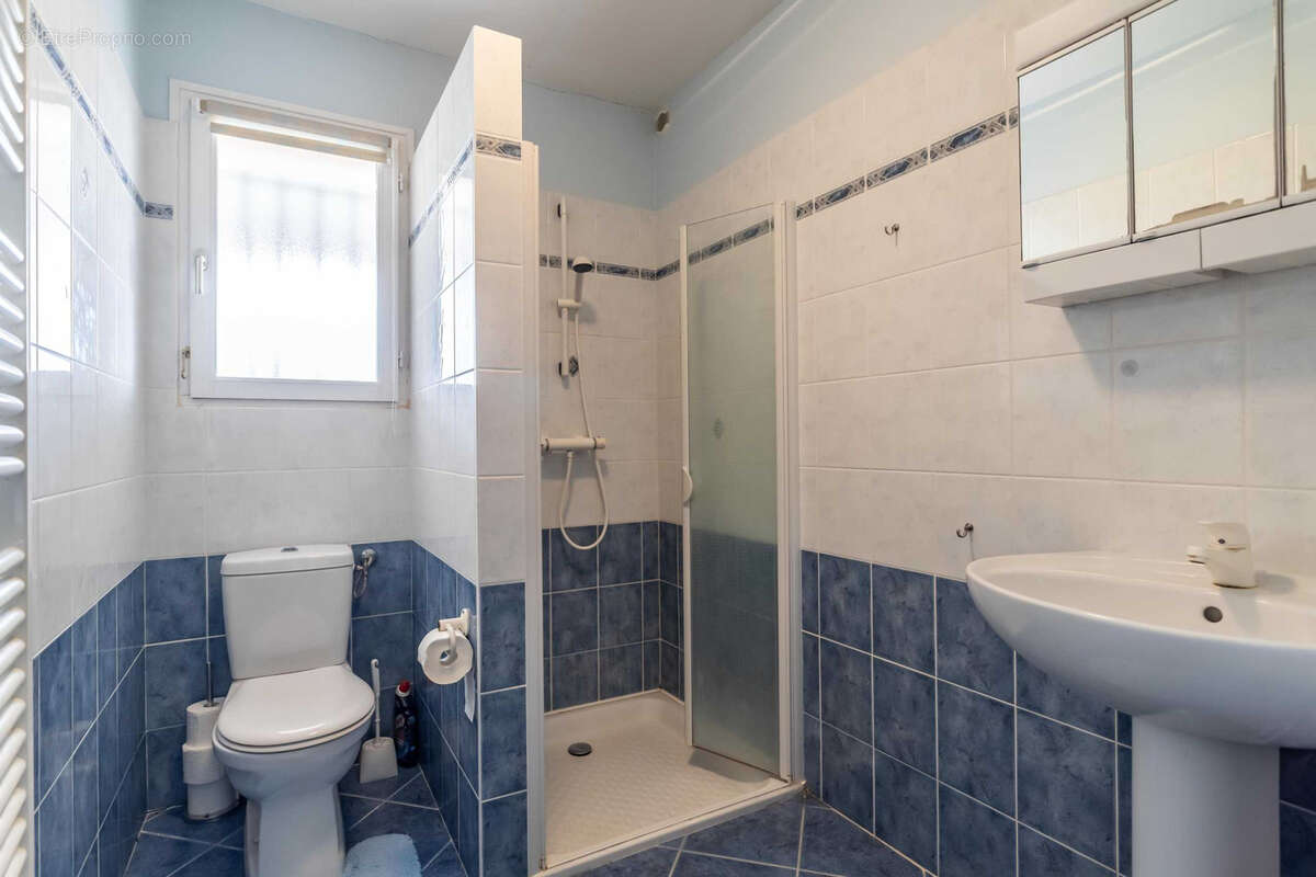 Maison à LAROQUE-TIMBAUT