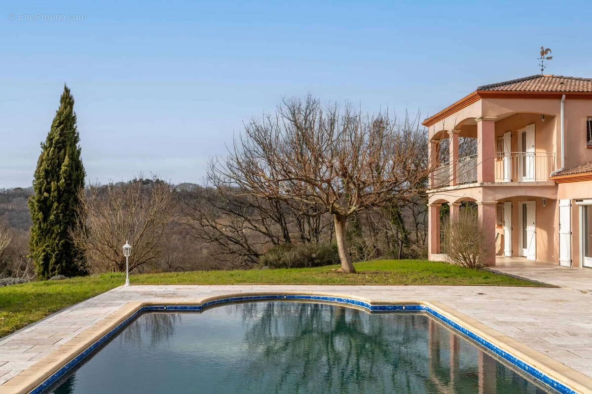 Maison à LAROQUE-TIMBAUT