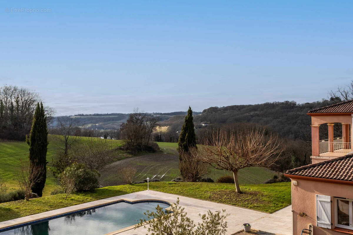 Maison à LAROQUE-TIMBAUT