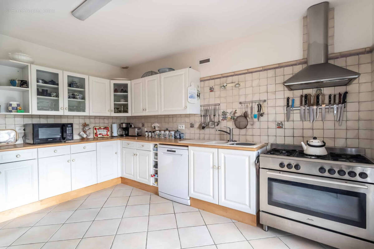 Maison à LAROQUE-TIMBAUT