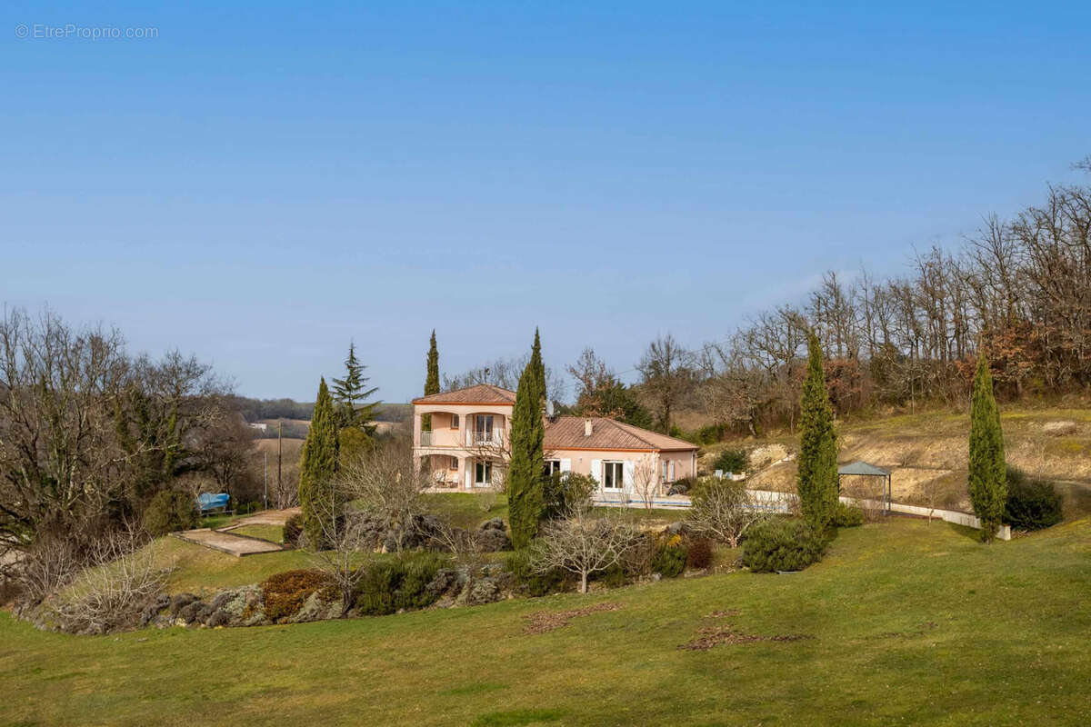 Maison à LAROQUE-TIMBAUT