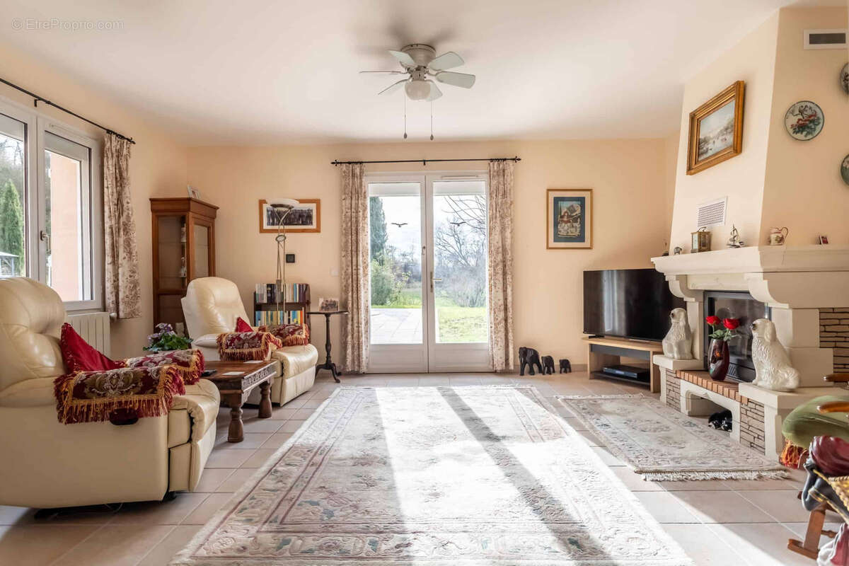 Maison à LAROQUE-TIMBAUT