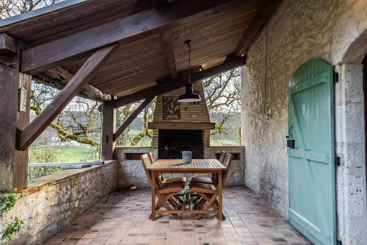 Maison à BOURG-DE-VISA