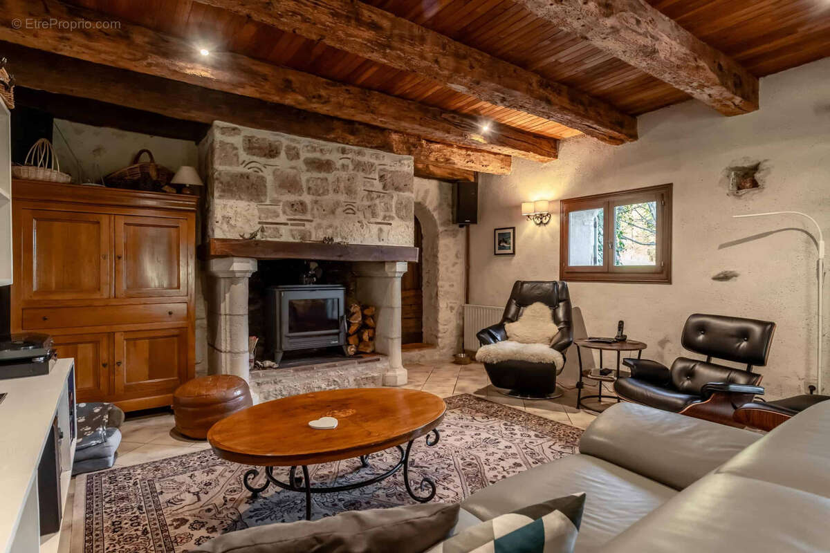 Maison à BOURG-DE-VISA