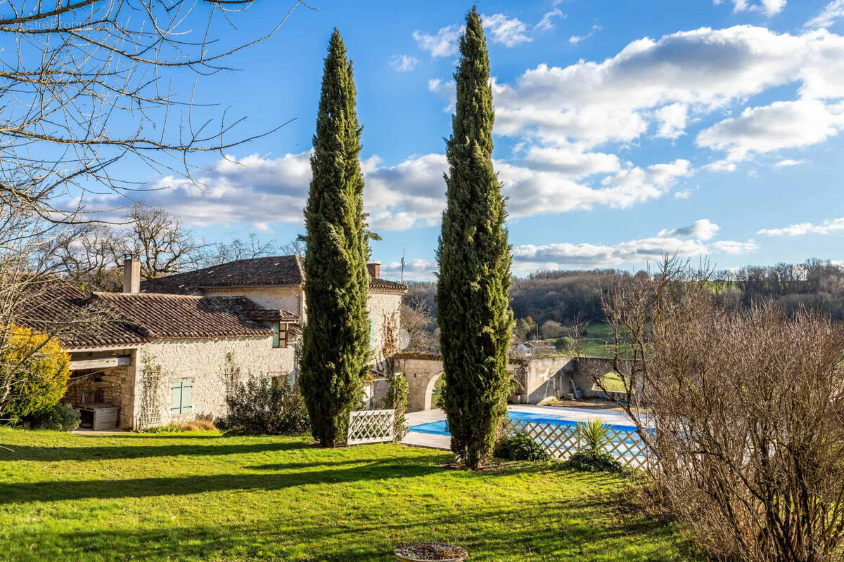 Maison à BOURG-DE-VISA