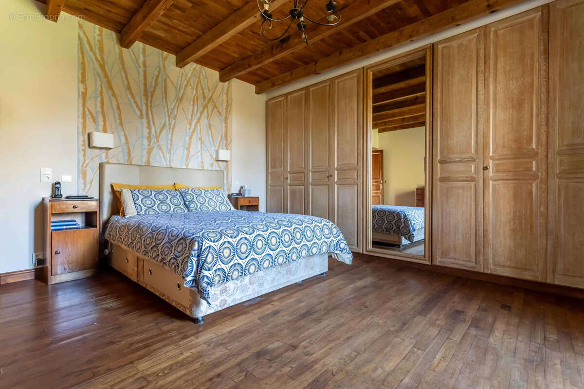 Maison à BOURG-DE-VISA