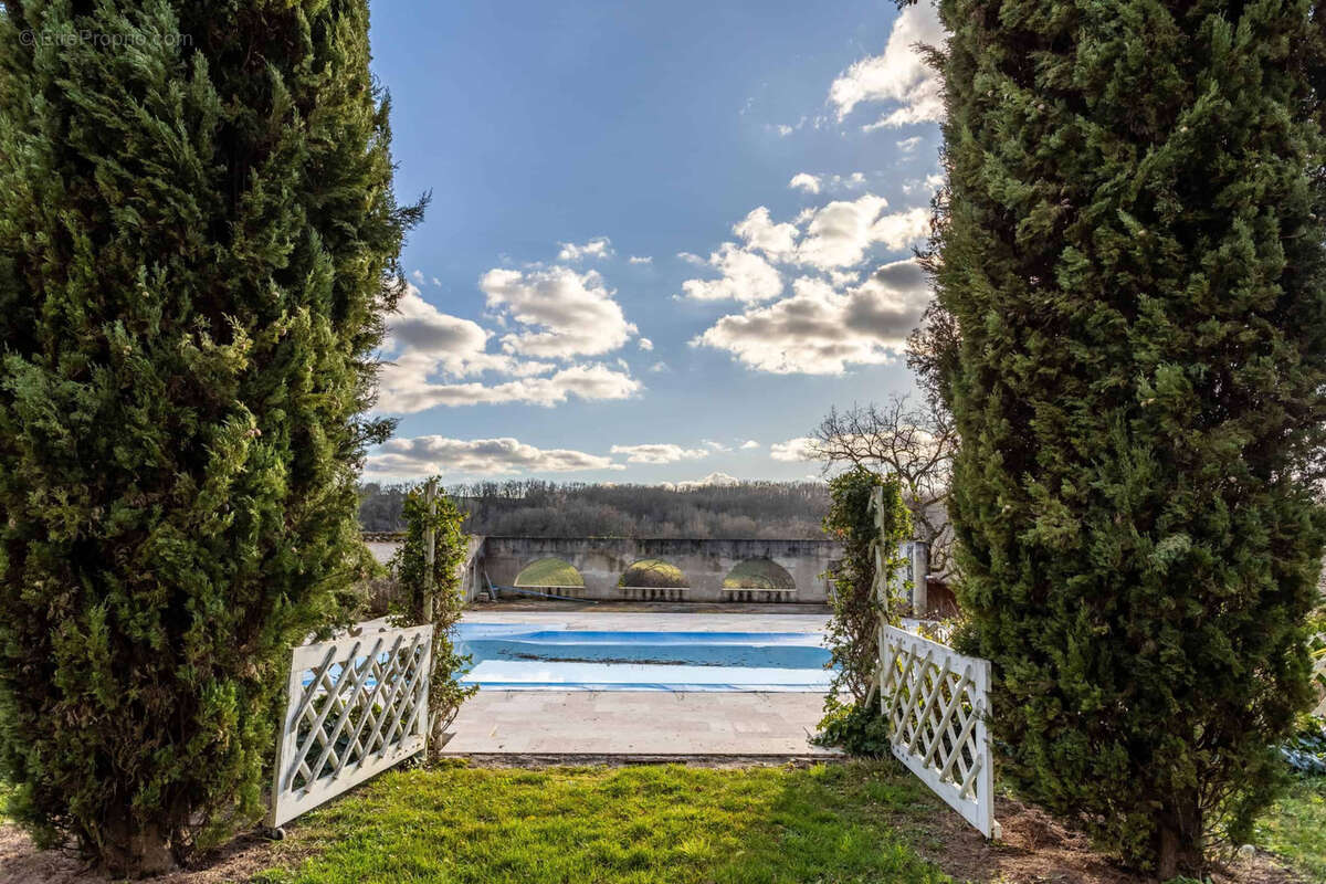 Maison à BOURG-DE-VISA