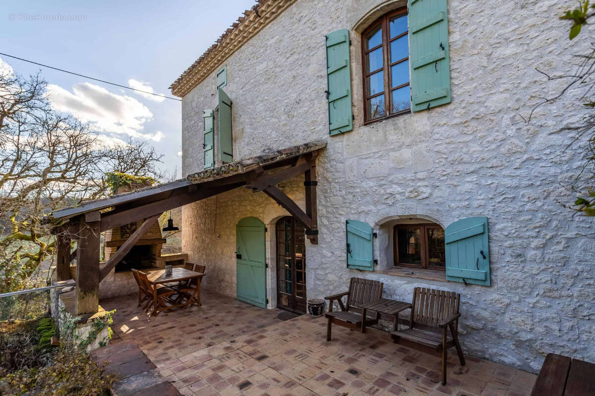 Maison à BOURG-DE-VISA