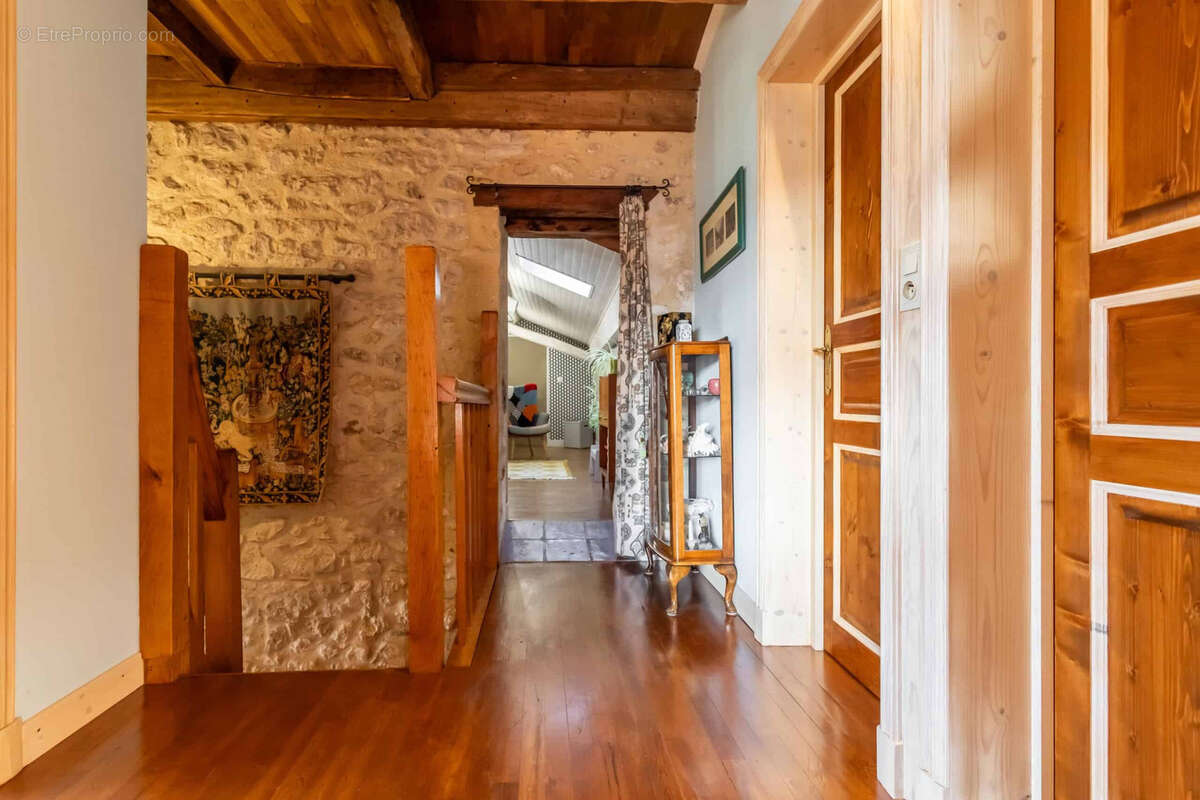 Maison à BOURG-DE-VISA