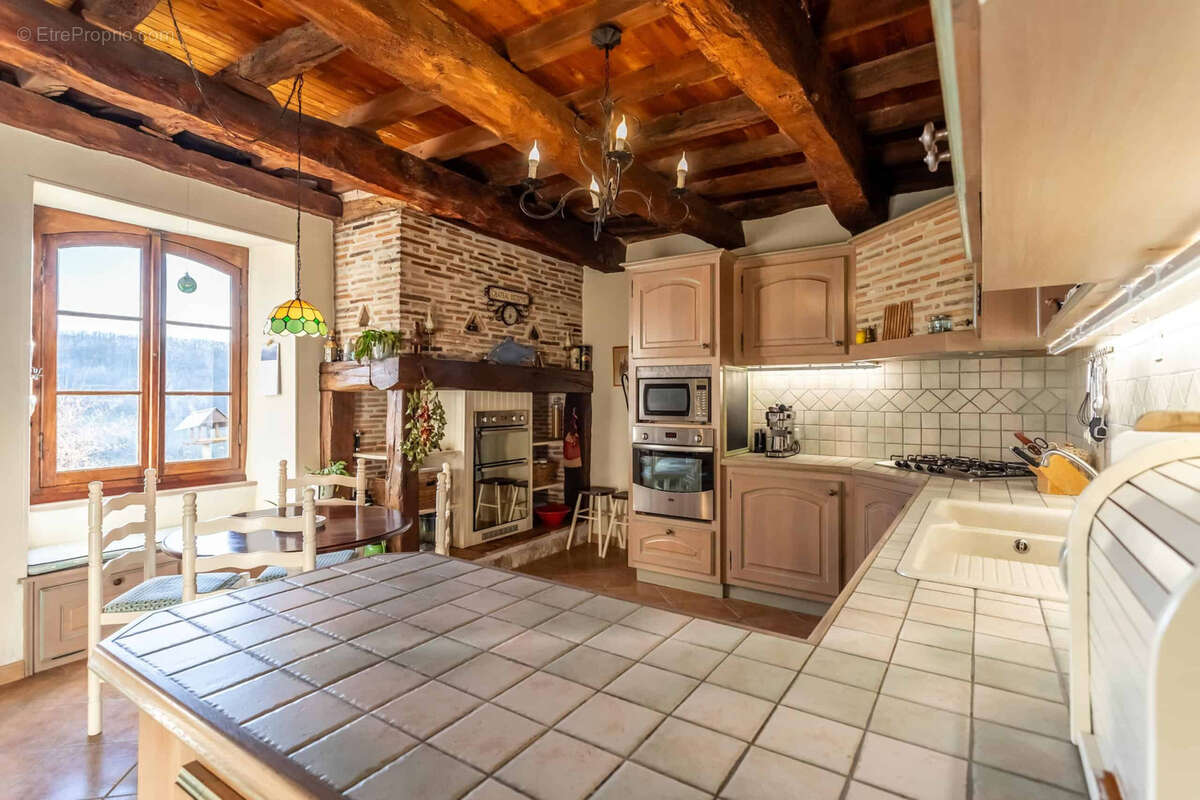 Maison à BOURG-DE-VISA