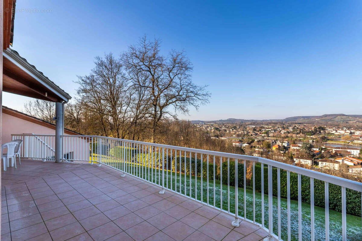 Maison à PENNE-D&#039;AGENAIS