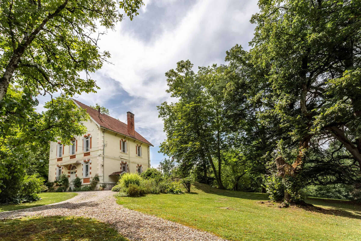 Maison à TOURNON-D&#039;AGENAIS