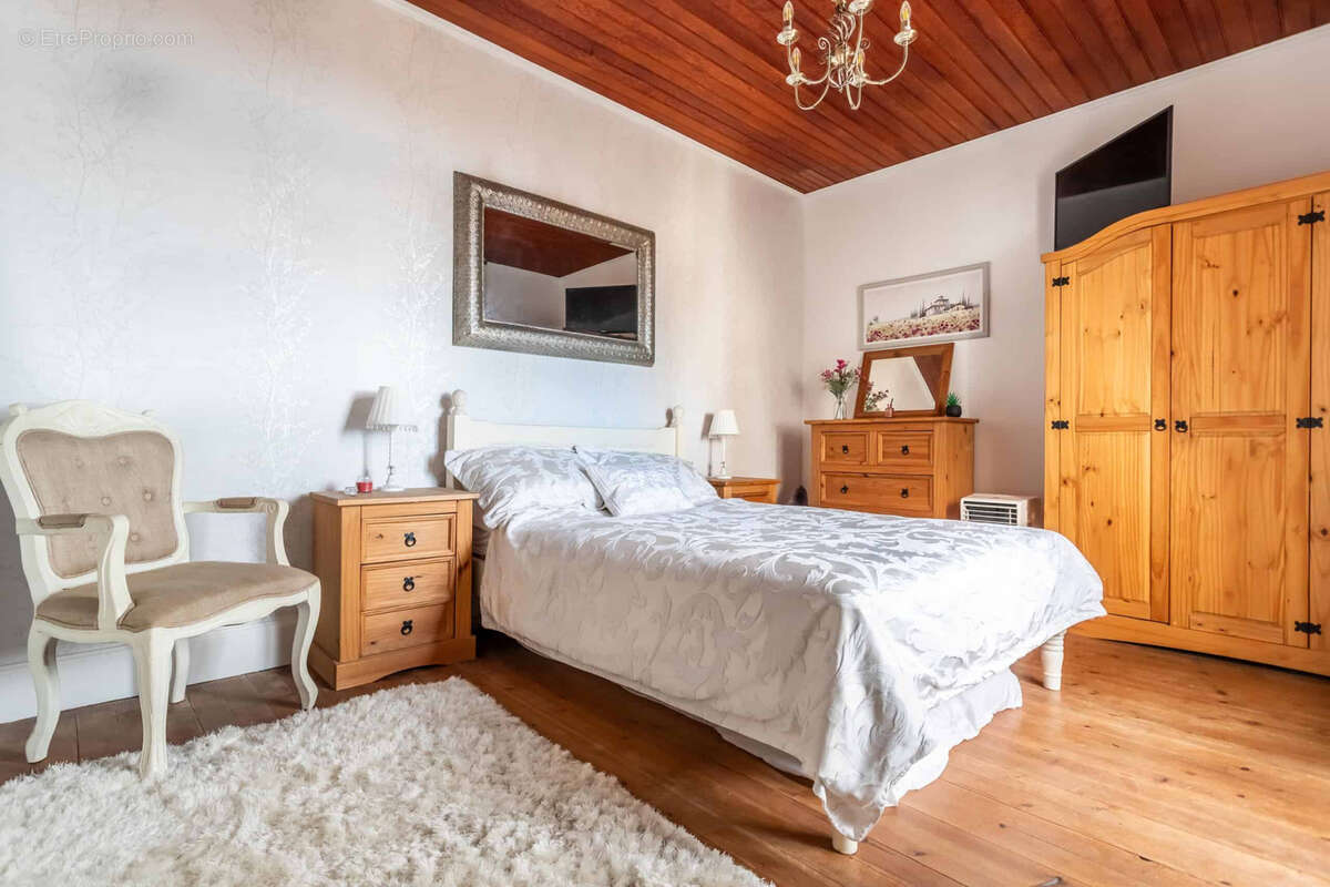 Maison à MONFLANQUIN