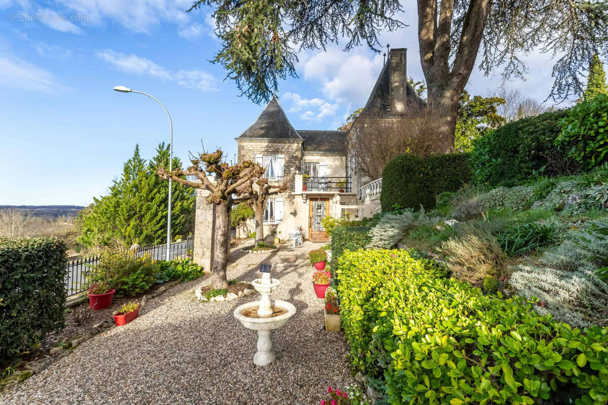 Maison à MONFLANQUIN