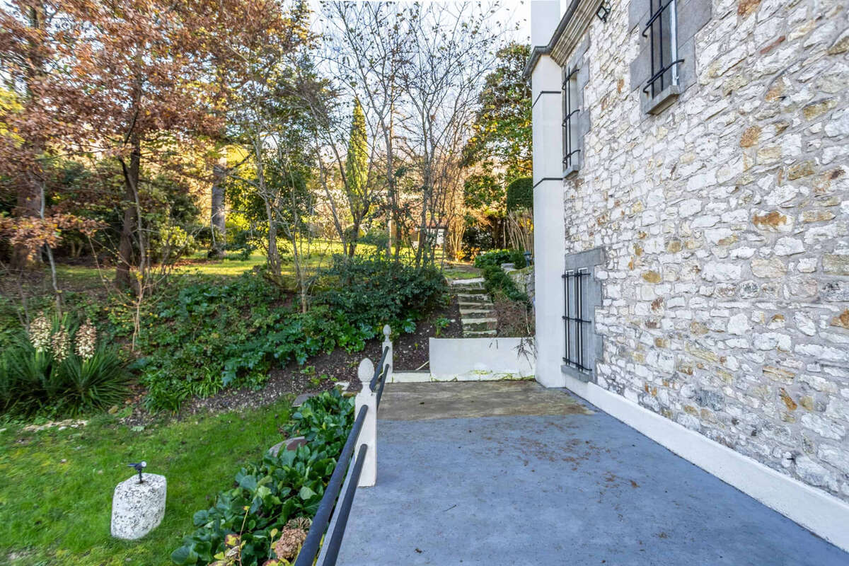 Maison à MONFLANQUIN