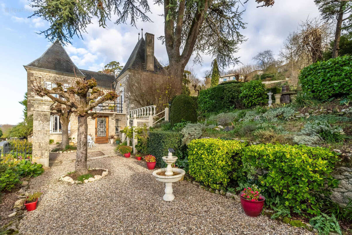 Maison à MONFLANQUIN