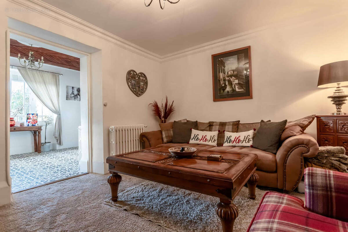 Maison à MONFLANQUIN