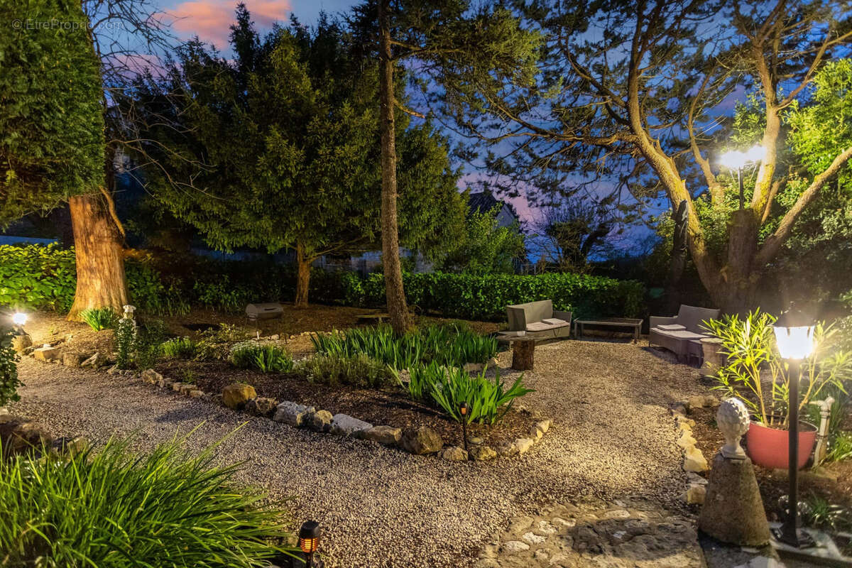 Maison à MONFLANQUIN