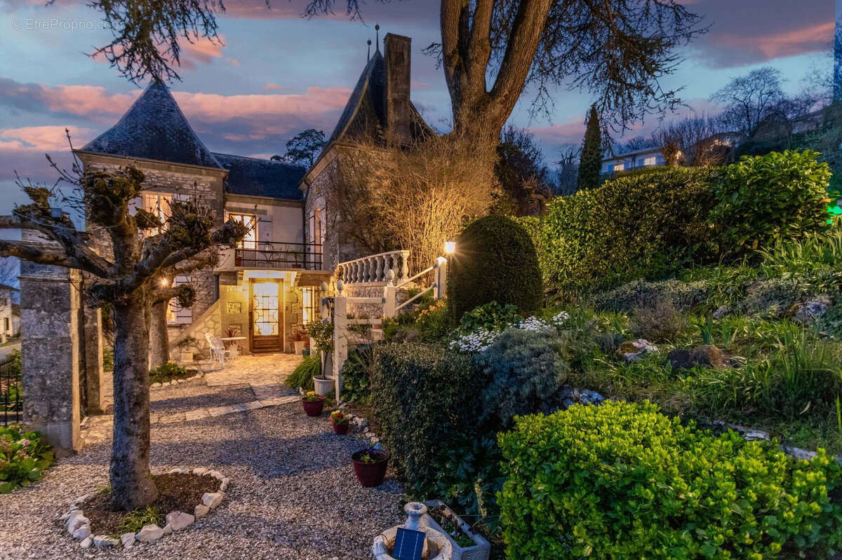 Maison à MONFLANQUIN