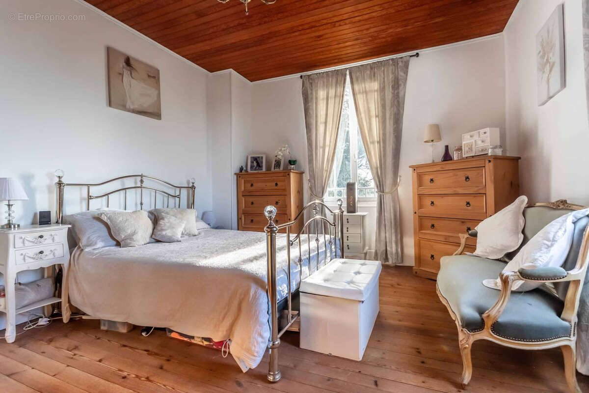 Maison à MONFLANQUIN