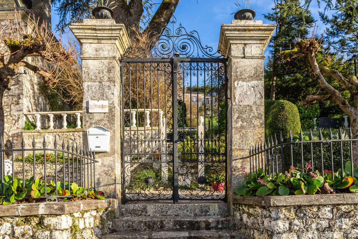Maison à MONFLANQUIN